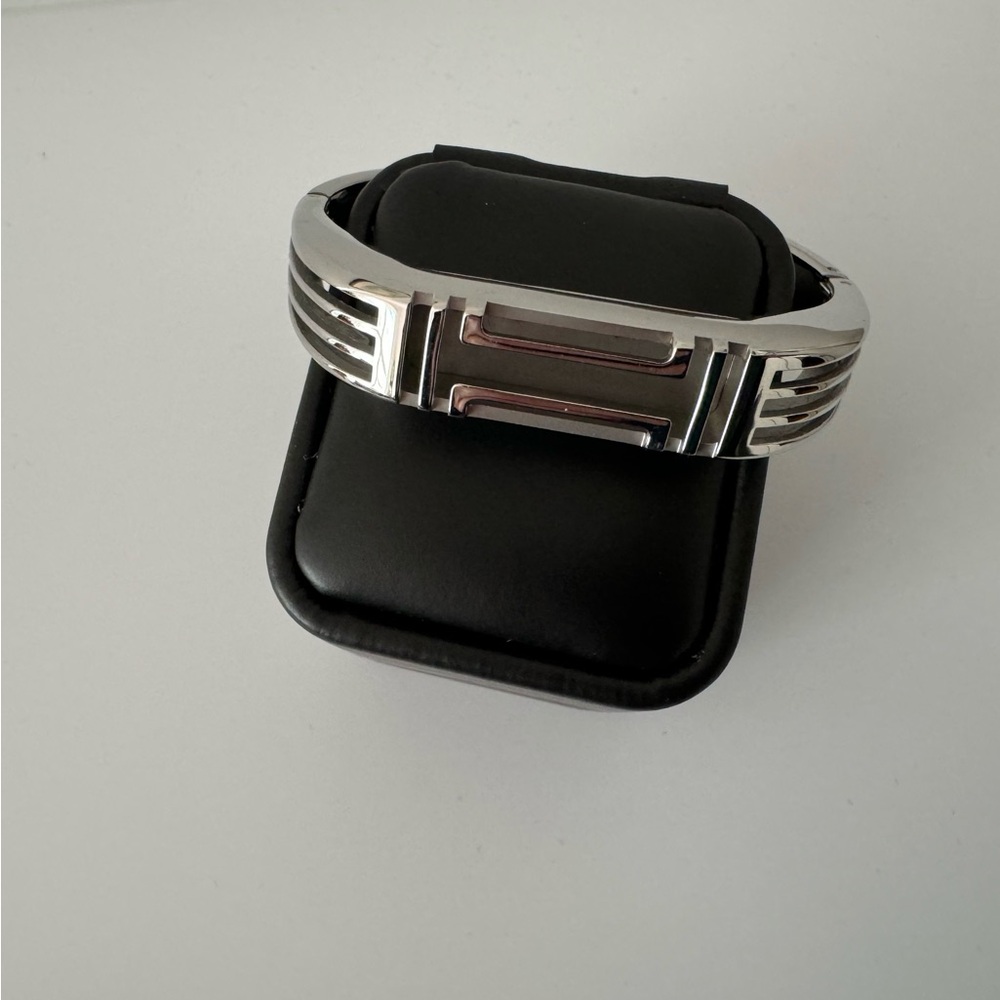 Tory Burch metal silver-tone bracelet